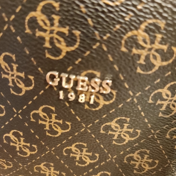 GUESS Brown And Black Women's Tote Bag - Picture 12 of 16